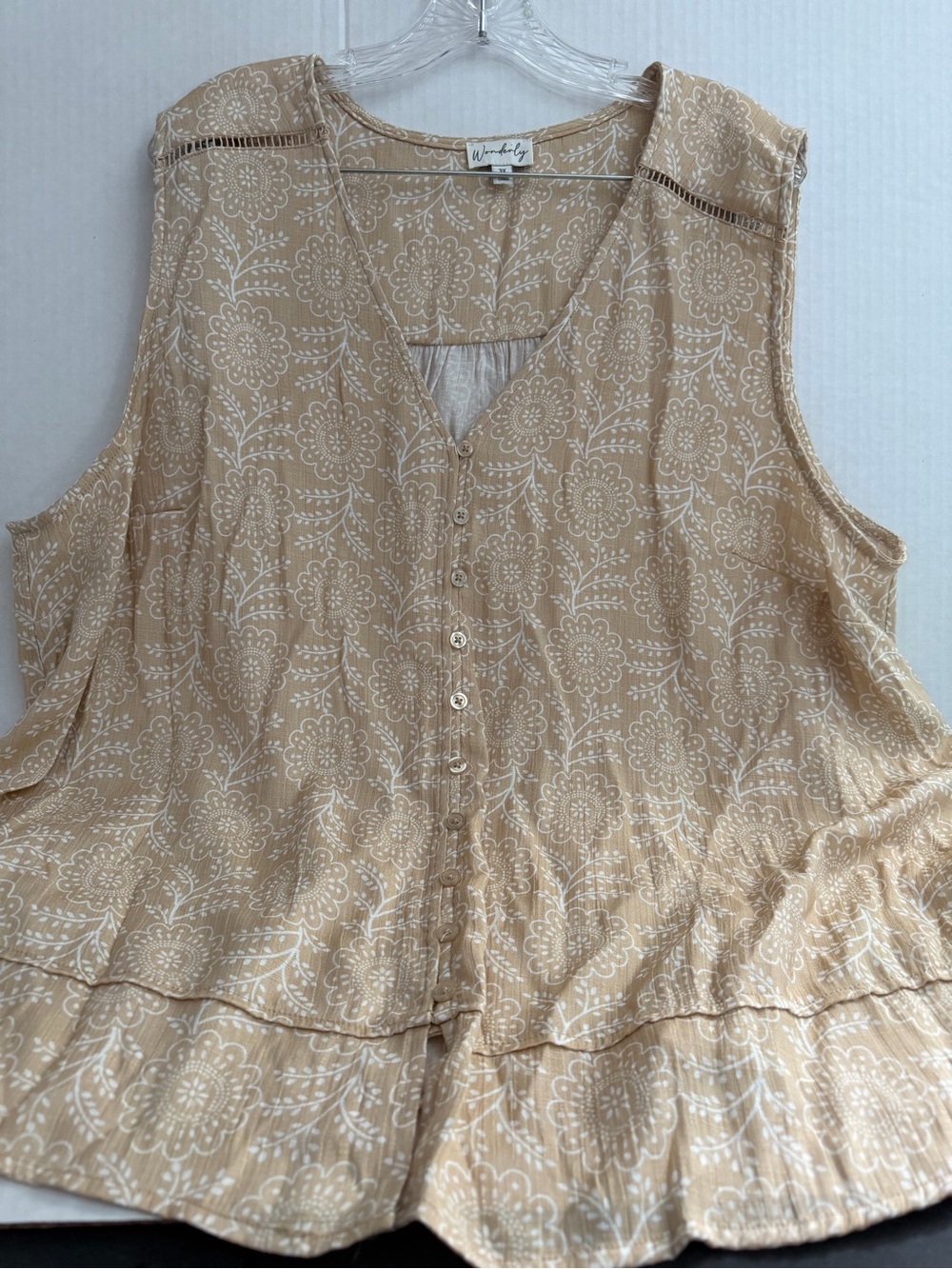 Wonderly Beige Floral Sleeveless Blouse